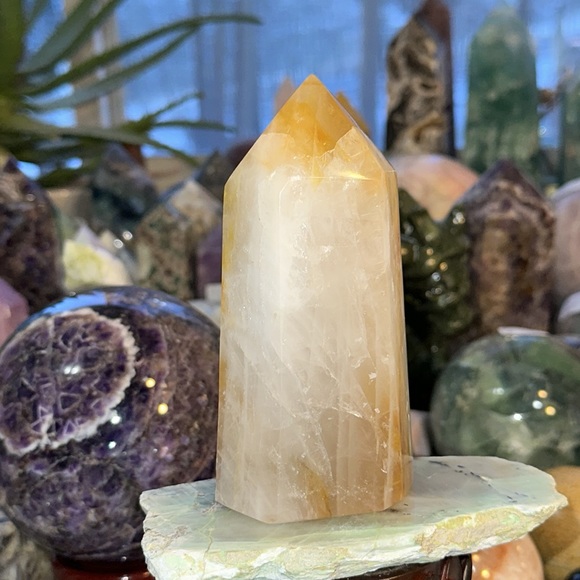 🔥SALE🔥 Golden Healer Crystal Tower! - Picture 5 of 13
